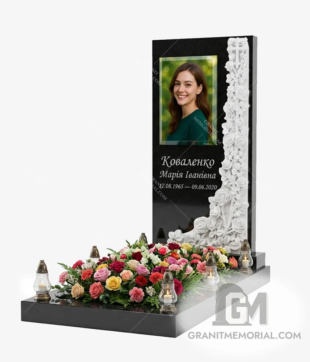 Памятник с объемными розами