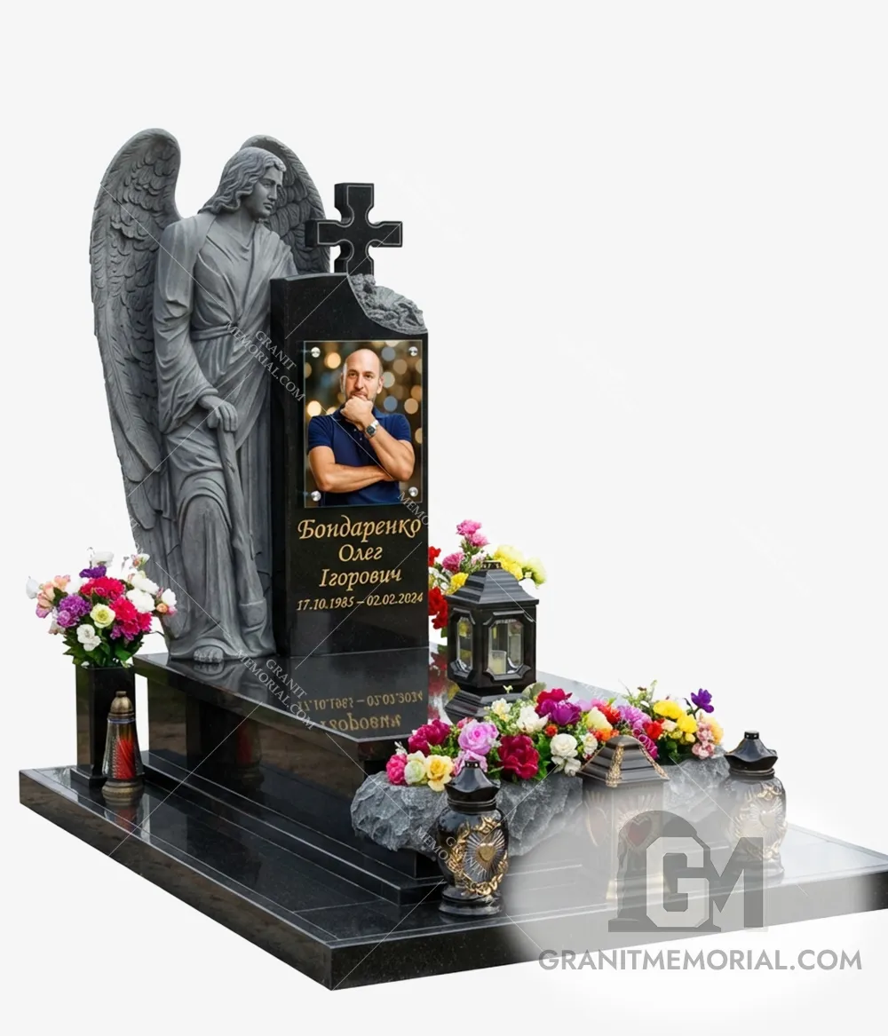 Гранитный комплекс с ангелом-хранителем